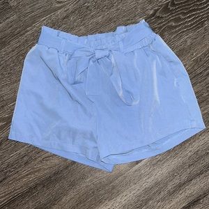 Perfect for pool or beach ! Silky material